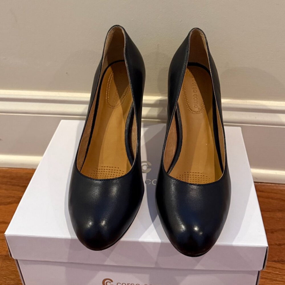 Brand New Black Work Pump